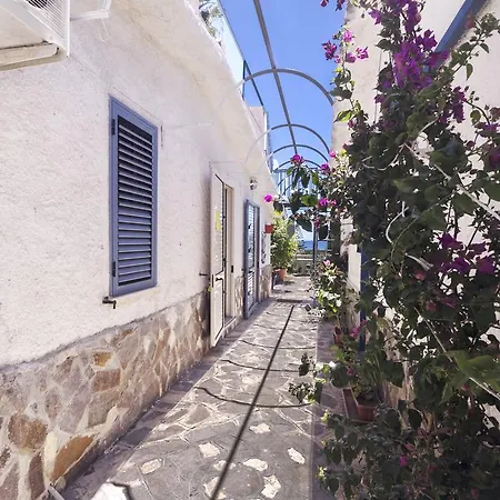 Cozy 50m Sea Apartment *