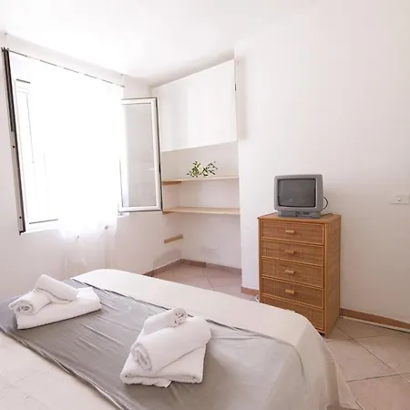 Apartment Cozy 50m Sea